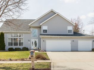 24158 W Douglas Dr, Plainfield, IL