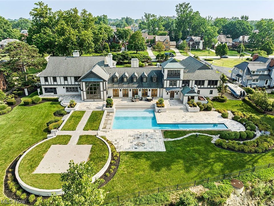 17216 Edgewater Dr, Lakewood, OH 44107 MLS 4477031 Zillow