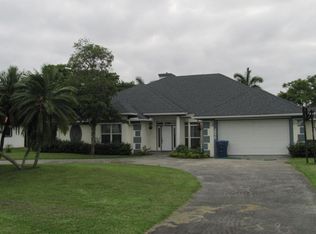 2575 Bacom Point Rd, Pahokee, FL 33476