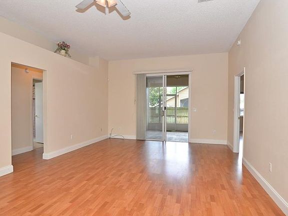 4th image of 1634 Canton Ln