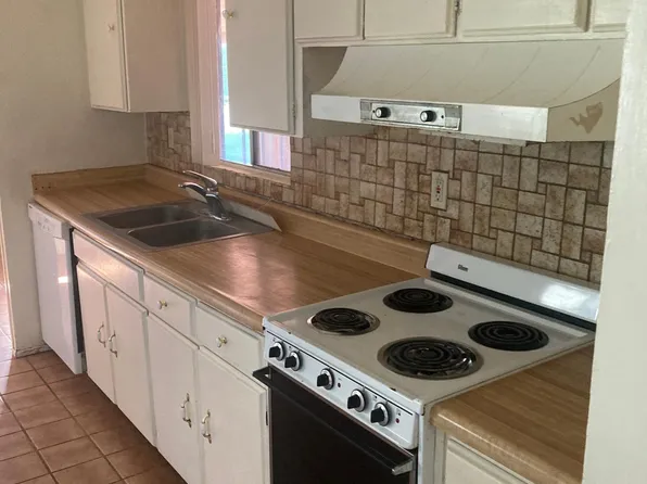 7431 E 25th St, Tucson, AZ 85710