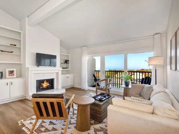 915 Caminito Estrada Unit C, Carlsbad, CA 92011