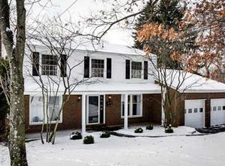 135 Kenney Dr, Sewickley, PA