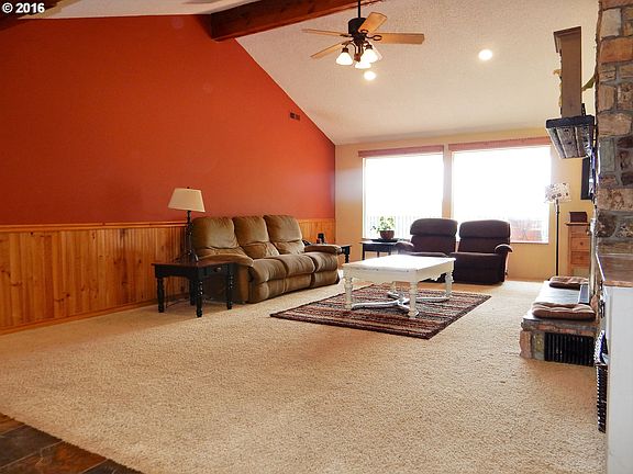 5th image of 21606 NE 364th St
