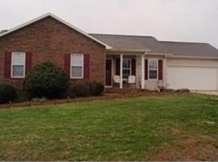 4687 Powder Horne Ln, Conover, NC 28613