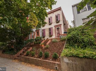 326 D St SE, Washington, DC 20003