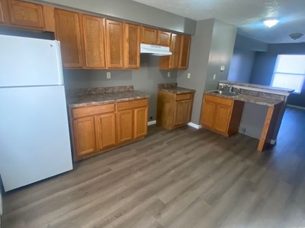 401 401/405/409 E Mill St #2