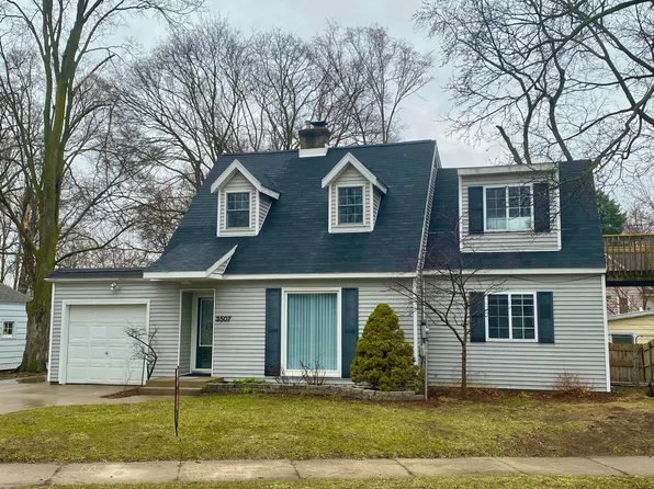 3507 Peck St SW, Grandville, MI 49418