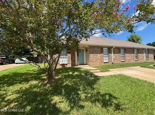 200 Brendalwood Blvd #A, Brandon, MS 39047