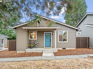 12300 Meadowlawn Dr, Oregon City, OR 97045