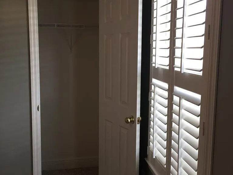 3rd bed closet