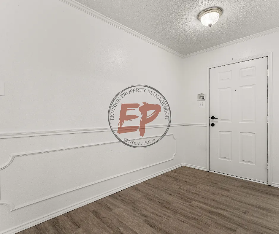 Building Photo - 1727 Ramada Dr