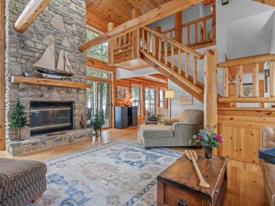 5857 Bay Shore Dr, Sturgeon Bay, WI, 54235