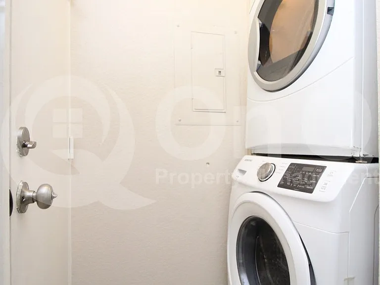 4201 N 20th St #227 — Photo 17