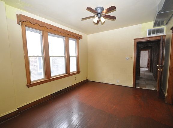 4th image of 2116 S 47th Ave