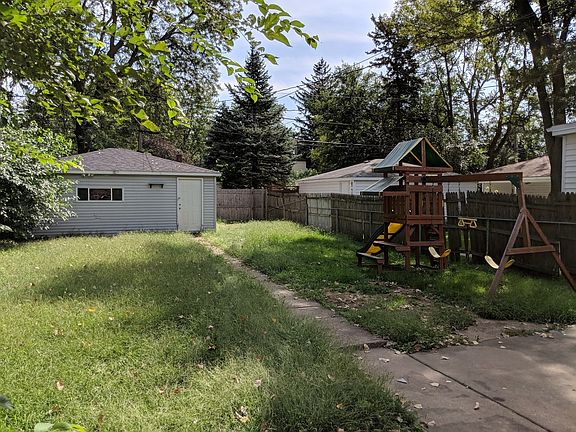 4th image of 765 Norfolk Ave