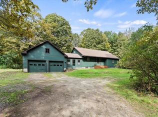 1469 Sunderland Hill Rd, Arlington, VT 05250