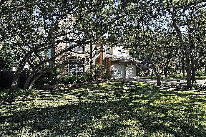8013 Richard King Exterior