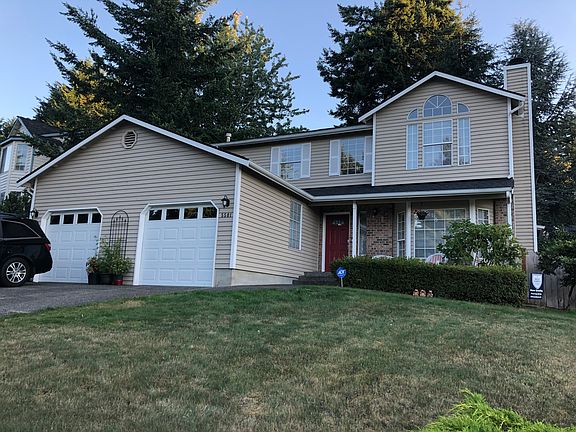 2nd image of 5501 Lakeland Hills Way SE