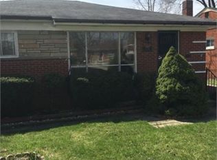 12751 Sterling Ct, Oak Park, MI 48237