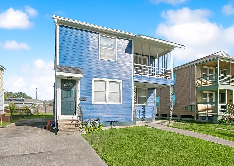 1st image of 2119-21 Robin St