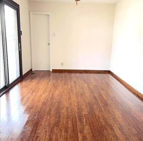 308 Amhurst Dr — Photo 4
