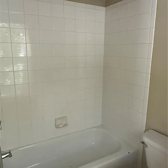 6032 Coldwater Point — Photo 22