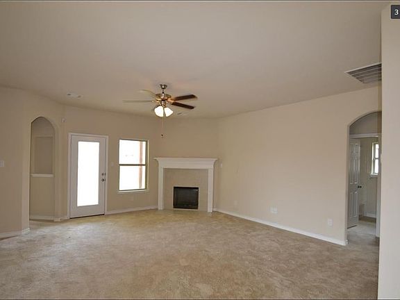 3rd image of 1912 Gayla Creek Dr