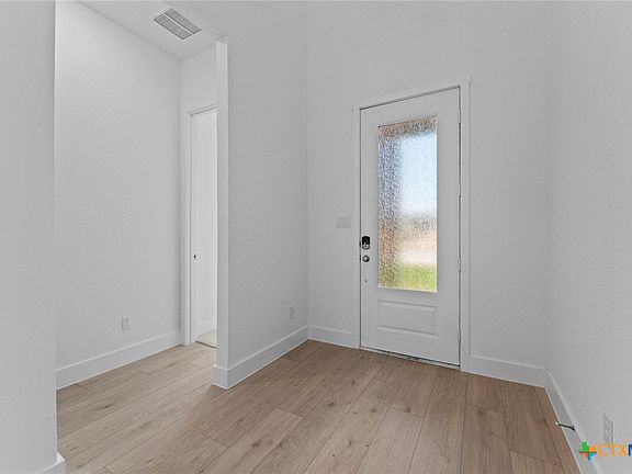 2nd image of 5520 Paschal Park