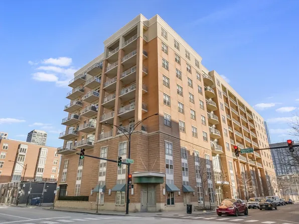950 W Monroe St Unit 802, Chicago, IL 60607