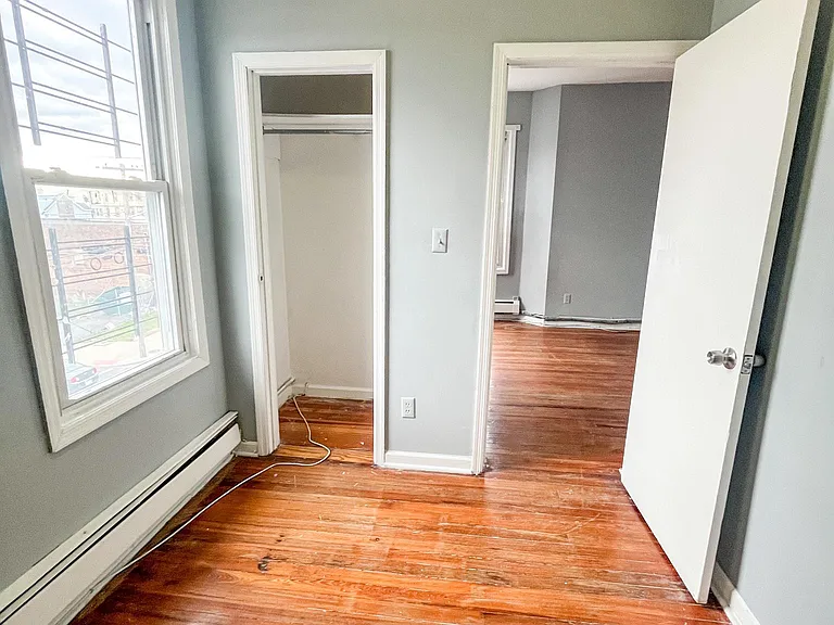 341 16th Ave #3F — Photo 9