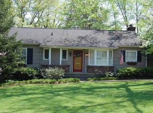 1205 Forest Brook Rd, Knoxville, TN 37919