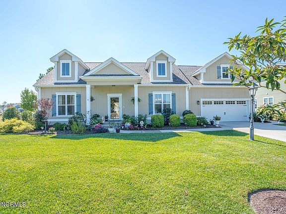 3rd image of 8915 Chesterfield Dr NW