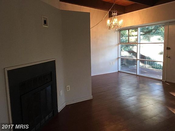 3rd image of 3411 University Blvd W APT 302