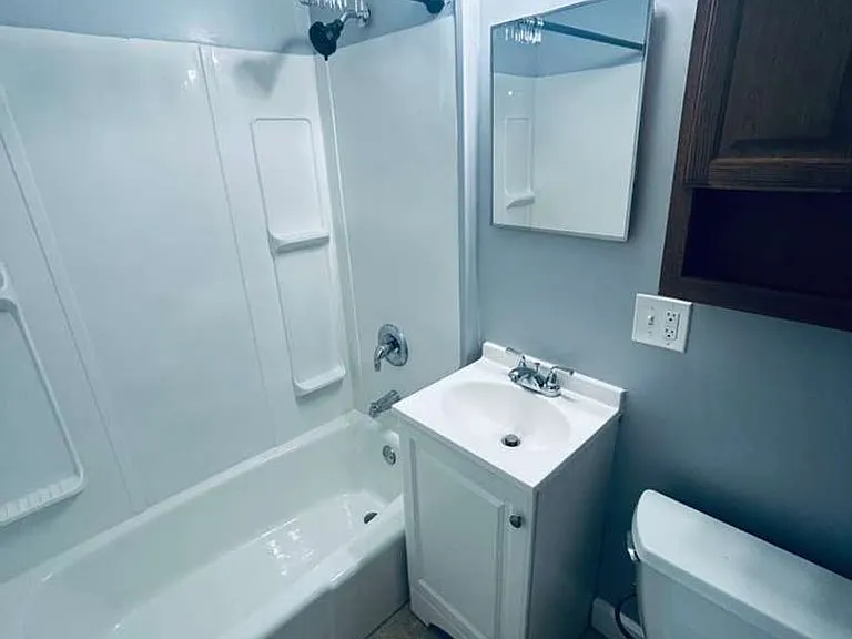 1 Park Cir — Photo 12