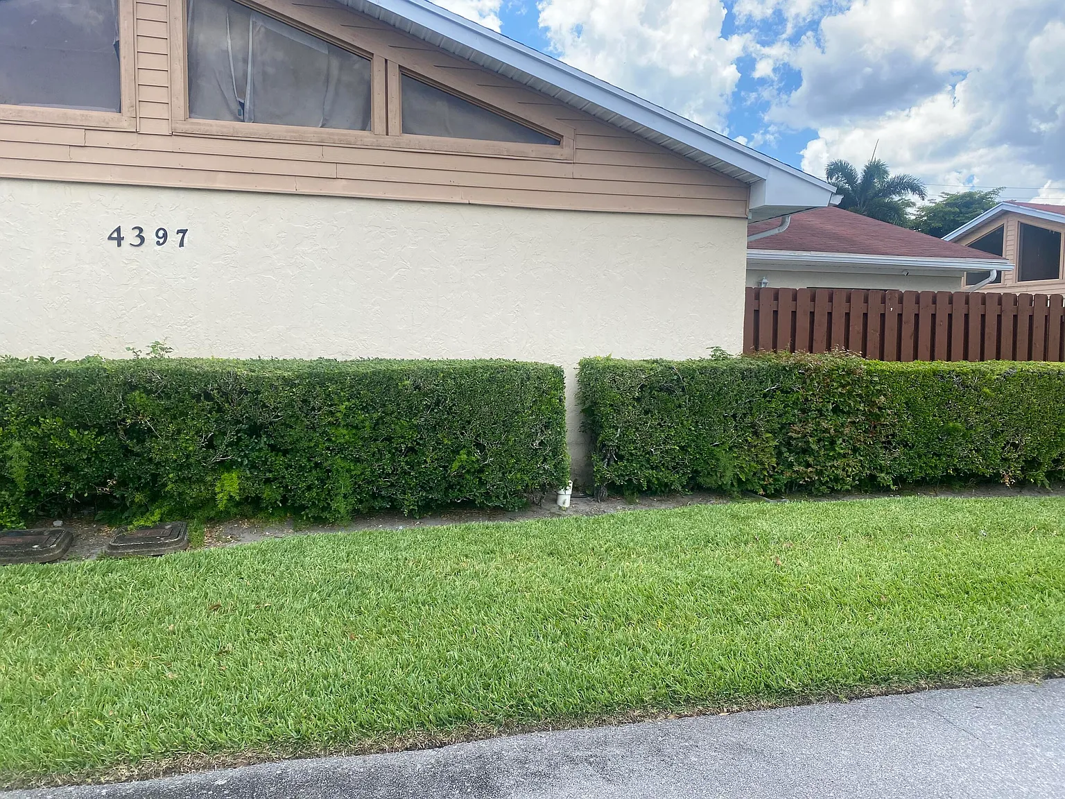 2 bed, 2.0 bath, 1168 sqft, $2,350 — Photo 2