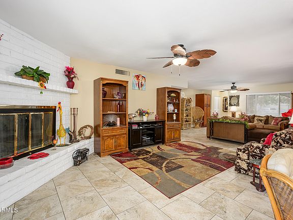 5th image of 4626 W ALTADENA Avenue