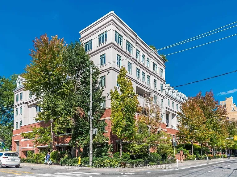 500 Richmond St W #Penthouse 24 — Photo 1