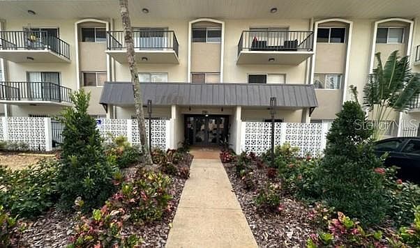 1st image of 4610 W GRAY STREET #205