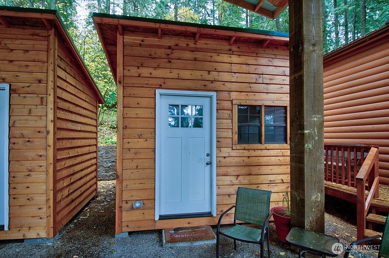 4th image of 1546 Reservation Road SE #119