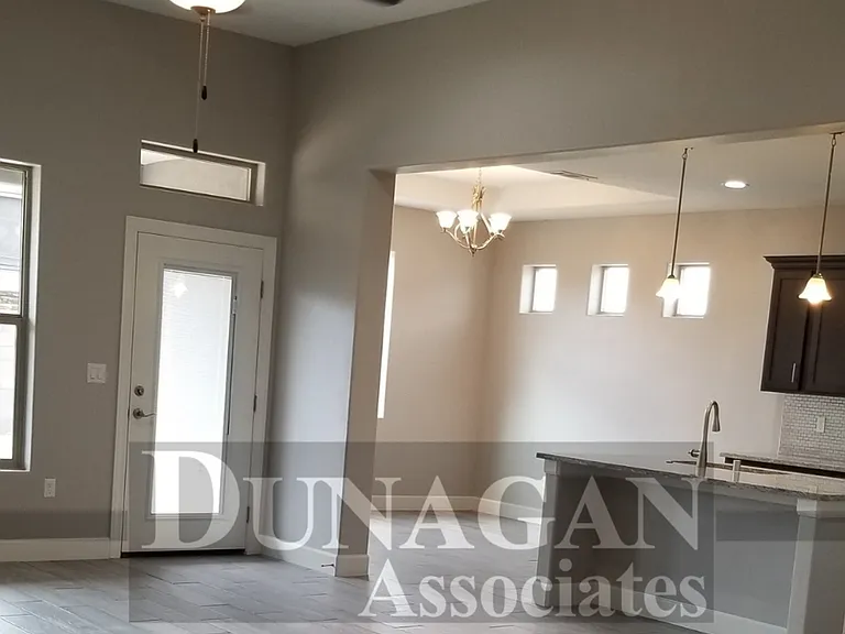 401 Baler Ln — Photo 4