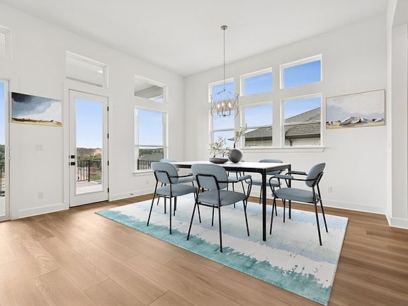 The Tomball - Dining