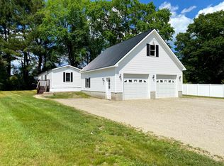 1559 Auburn Rd, Turner, ME 04282