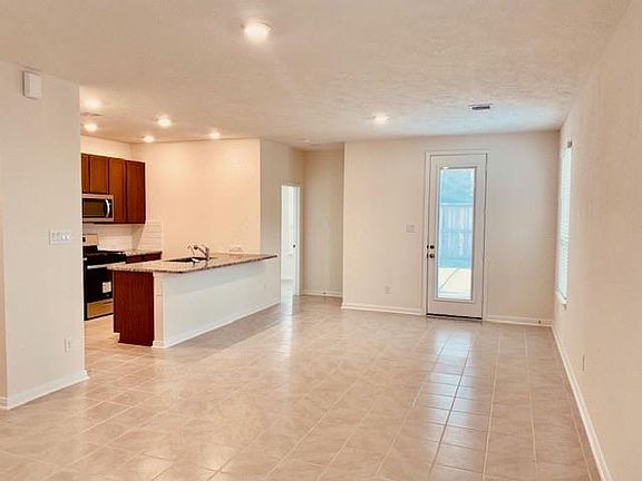 5th image of 5607 Grizzly Bear Way