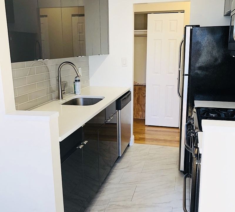 1st image of 21309 41st Ave APT 2F