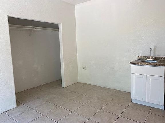 2nd image of 75-292 Aloha Kona Dr Studio A