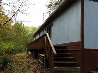 5600 Lynn Creek Rd, Huntington, WV 25704