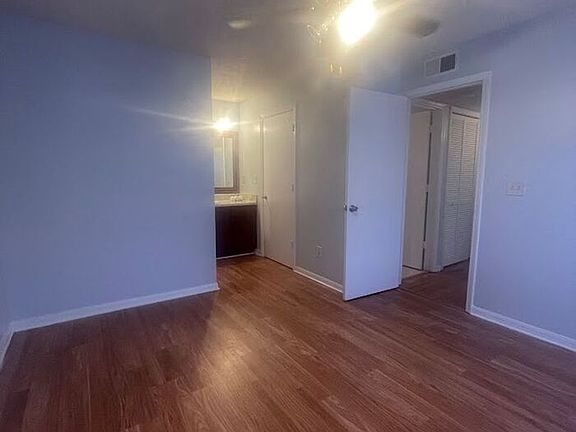 3rd image of 6118 Westgate Dr APT 104