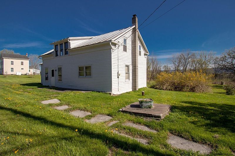 2nd image of 3634 STATE HIGHWAY 20