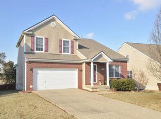 6704 Weather Vane Dr, Louisville, KY 40299